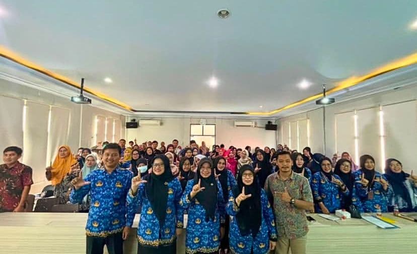 RAPAT KOORDINASI SISTEM MONITORING LOGISTIK IMUNISASI BERBASIS ELEKTRONIK (SMILE)