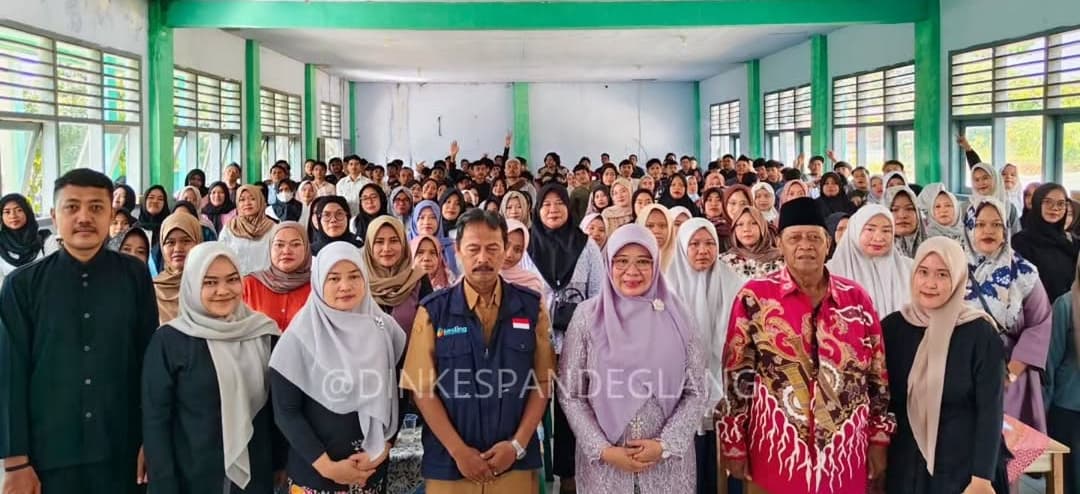 KEPALA DINAS KESEHATAN BUKA PELATIHAN KEAMANAN PANGAN DI PONPES KAUNGCAANG