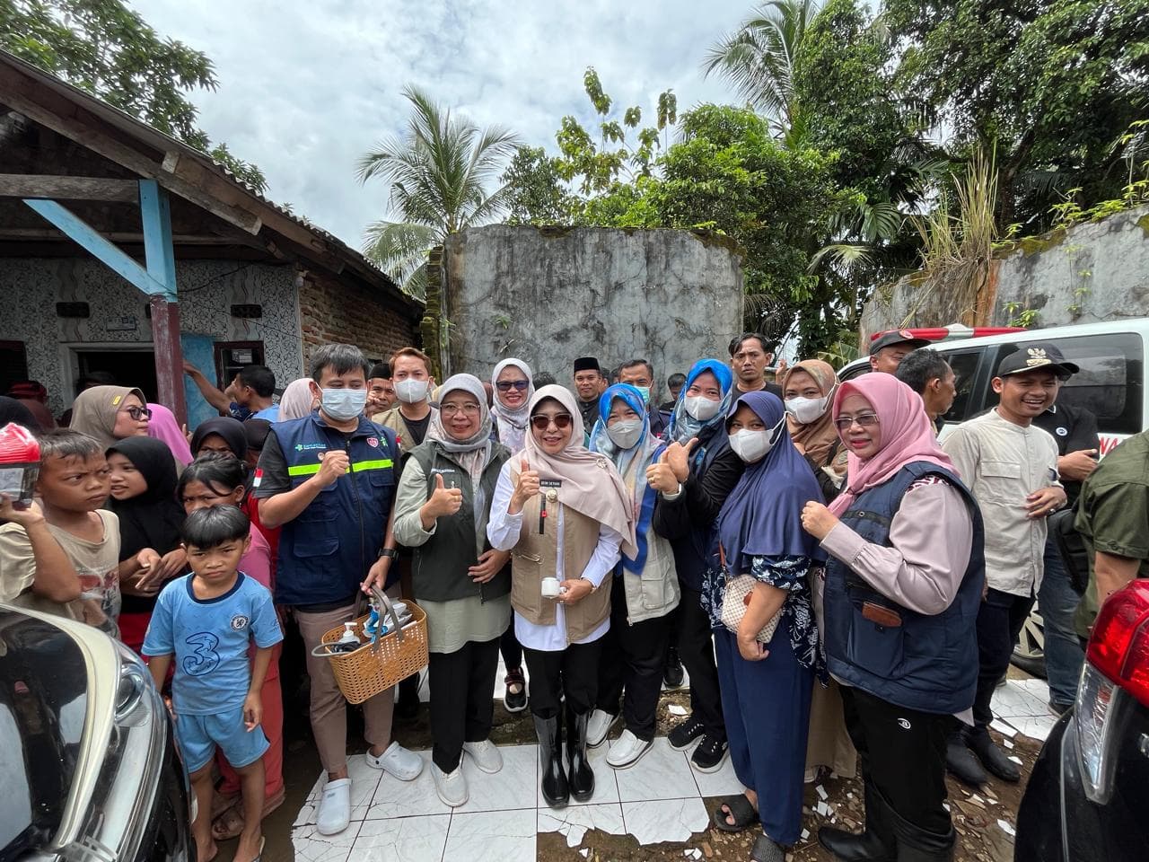 KUNJUNGAN KE LOKASI PASKA BANJIR DESA SINDANGKARYA KEC.MENES