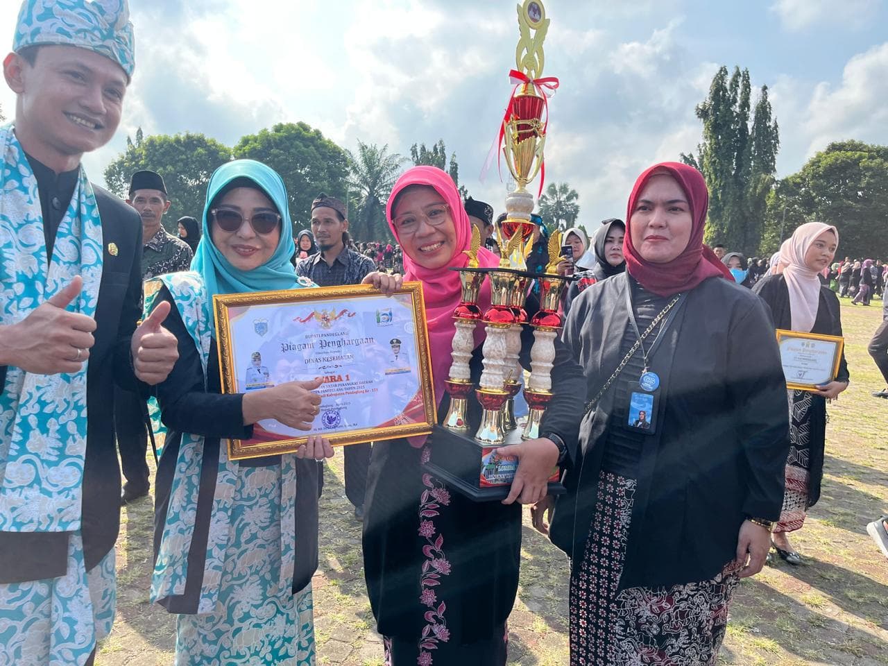 DINAS KESEHATAN KABUPATEN PANDEGLANG RAIH PENGHARGAAN LOMBA KEBERSIHAN