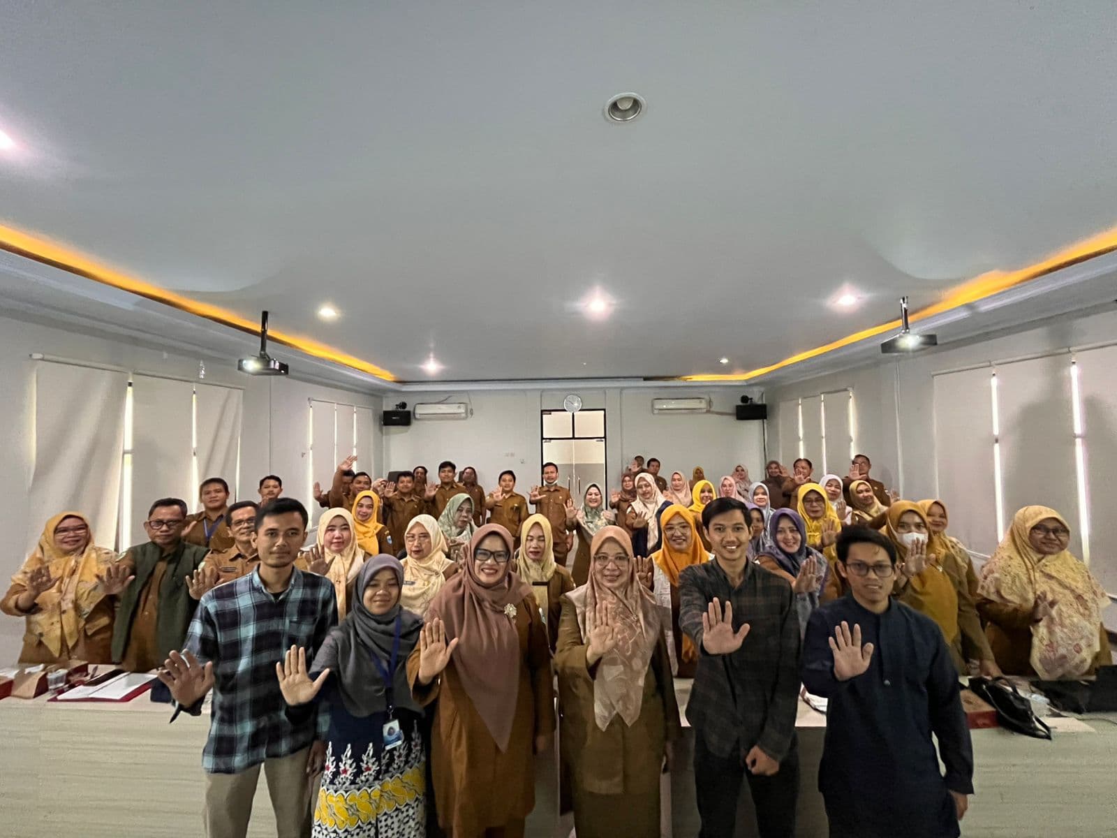 RAPAT KOORDINASI PERSIAPAN PELAKSANAAN ACF ( ACTIVE CASE FINDING ) TBC KABUPTEN PANDEGLANG