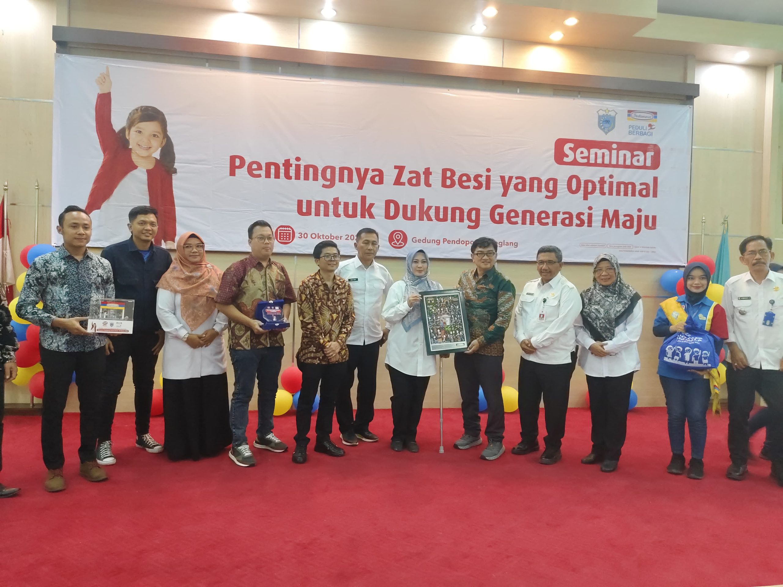BANTUAN PAKET NUTRISI & EDUKASI PEMENUHAN ZAT BESI OPTIMAL INDOMARET DAN SGM BANTUAN PAKET NUTRISI & EDUKASI PEMENUHAN ZAT BESI OPTIMAL INDOMARET DAN SGM